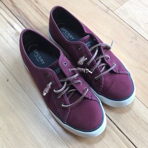 Sperry ladies slip on shoes size 9